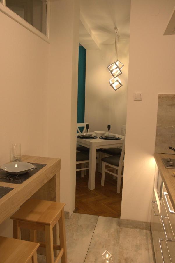Novi Sad Apartman Tenigo Esterno foto