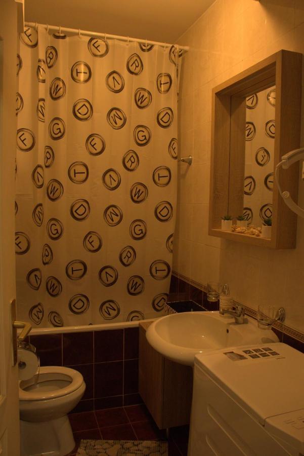 Novi Sad Apartman Tenigo Esterno foto