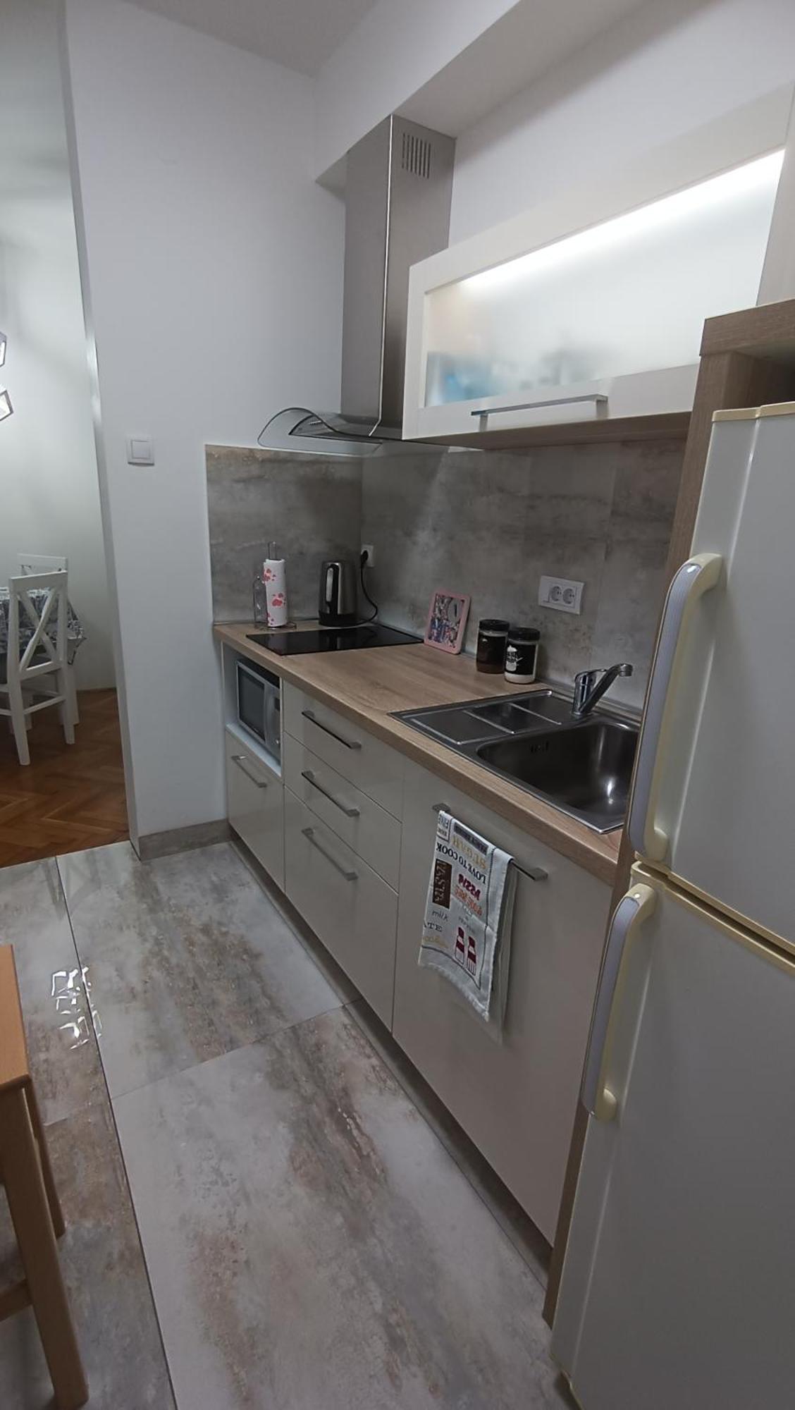 Novi Sad Apartman Tenigo Esterno foto