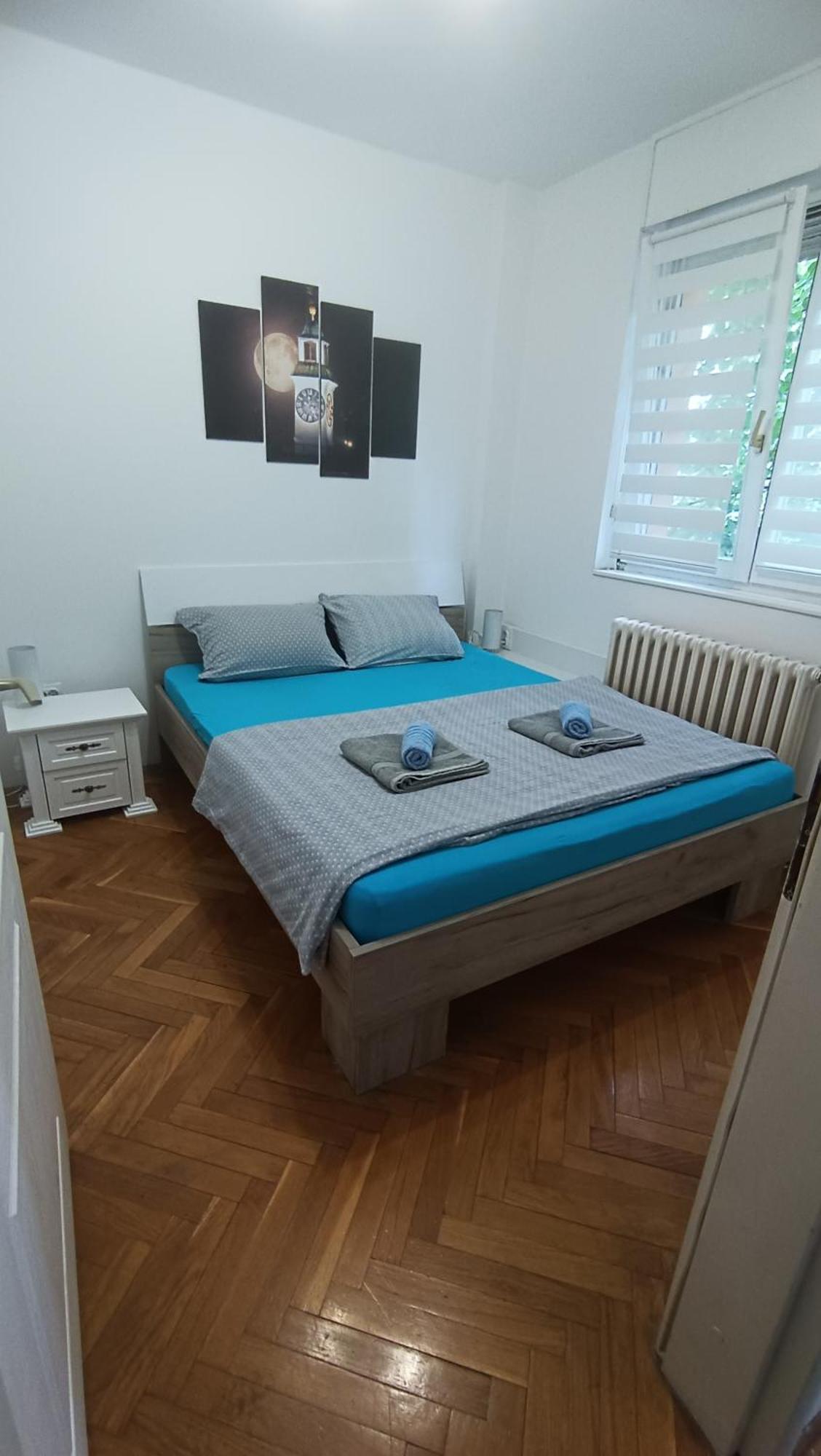Novi Sad Apartman Tenigo Esterno foto